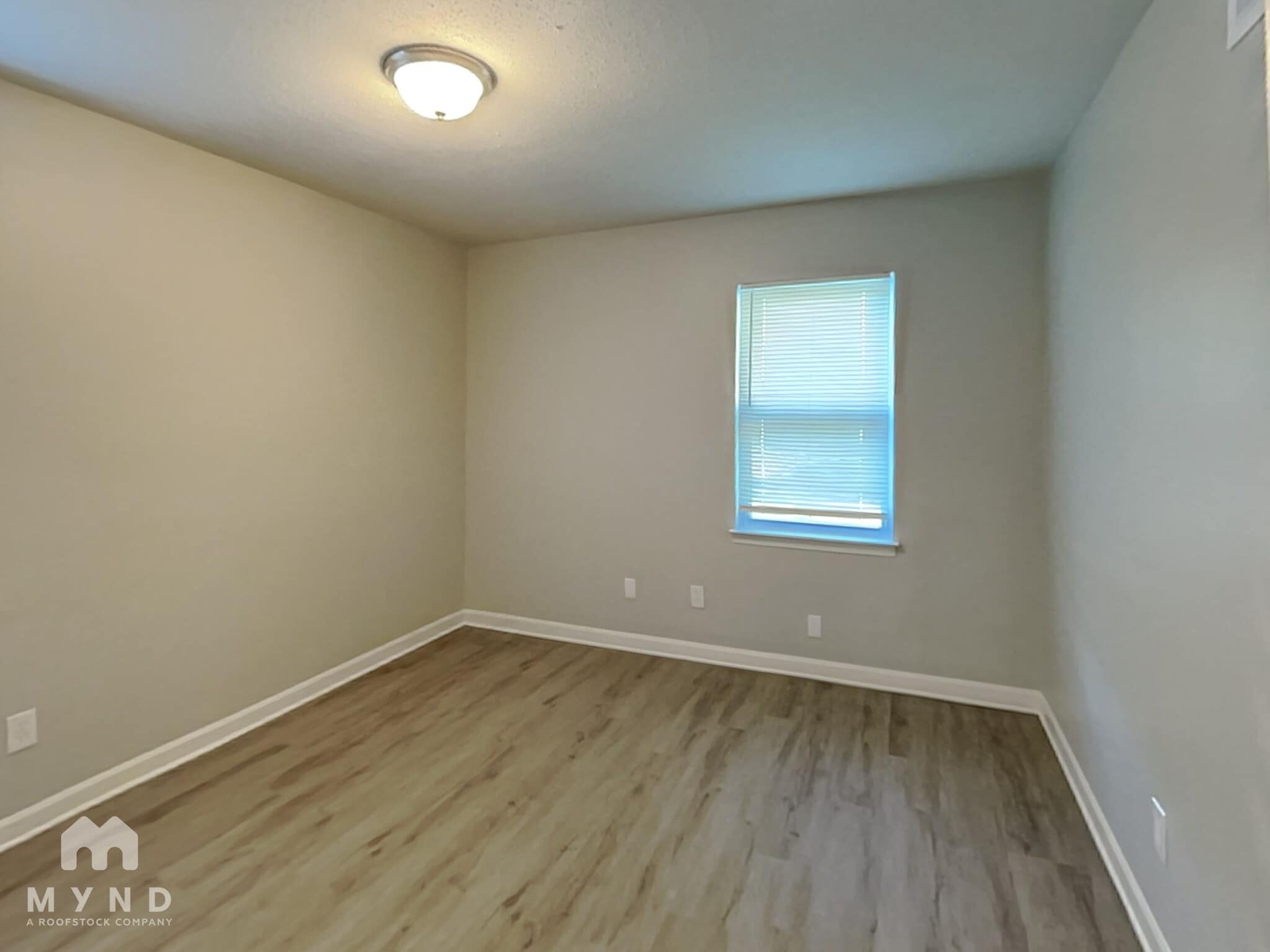 Building Photo - 3775 Emerson Ave