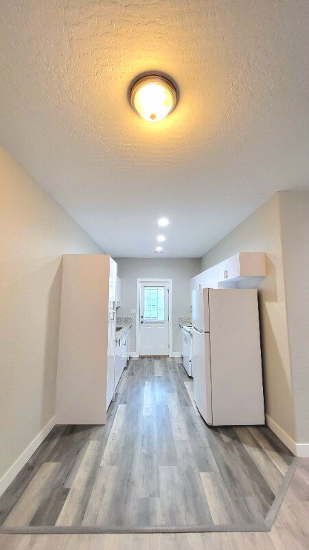 Building Photo - 620 San Lorenzo St