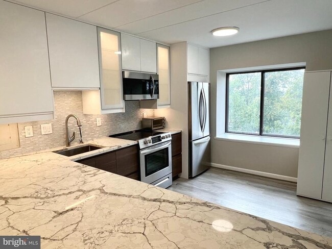 Building Photo - 118 Roberts Ln