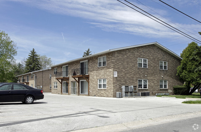 Primary Photo - Buff Apartments