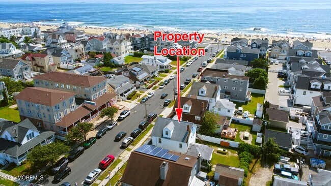 Building Photo - 113 12th Ave