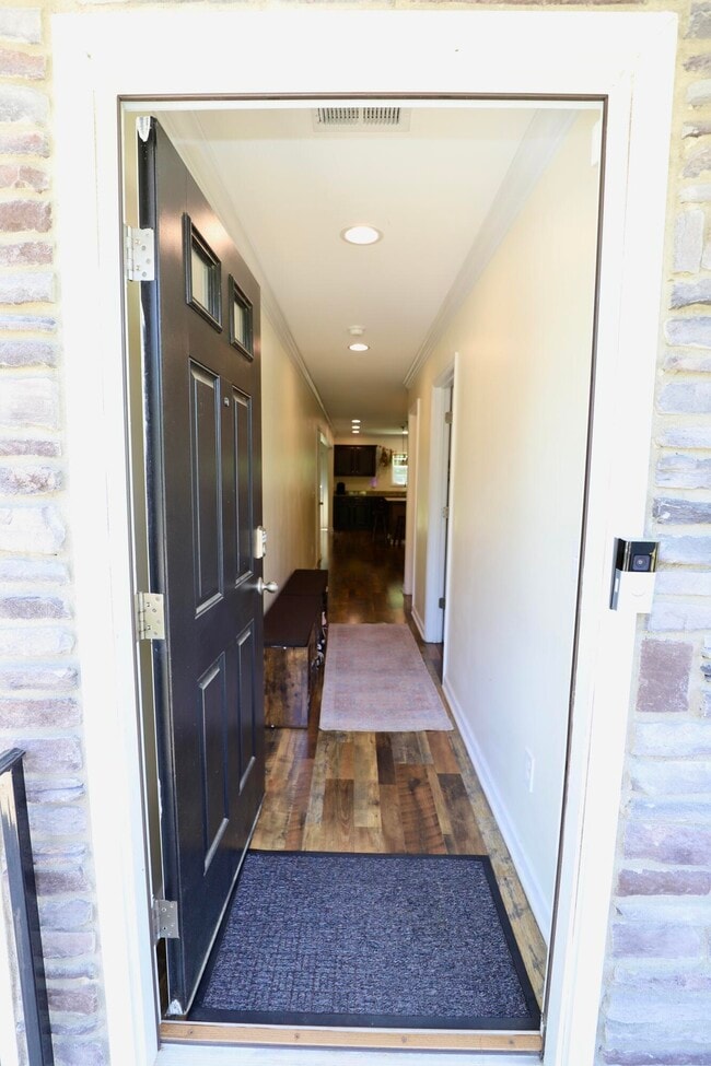 Building Photo - 71 Carina Ln