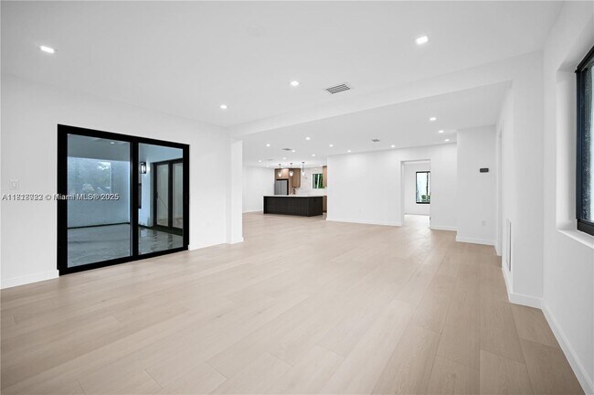 Building Photo - 8324 SW 168th Terrace