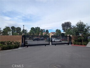 Building Photo - 1160 S Santo Antonio Dr