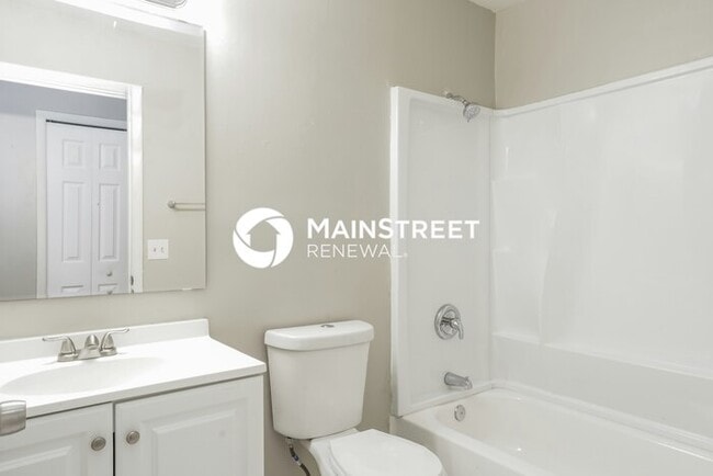 Building Photo - 3 Bedroom Pet-Friendly Home in KISSIMMEE, FL with Main Street Renewal