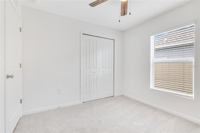 Building Photo - 2494 McKinley Dr
