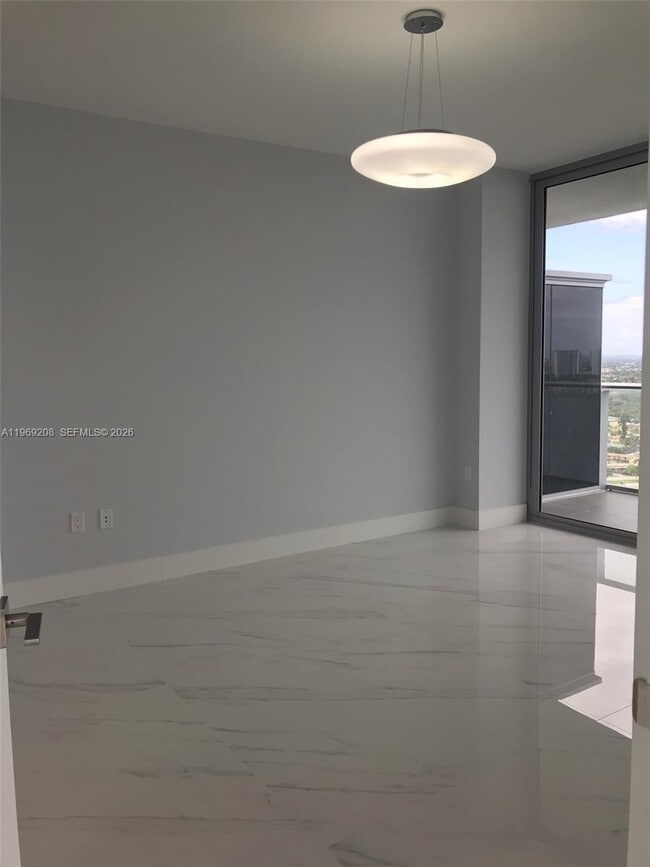 Building Photo - 16385 Biscayne Blvd