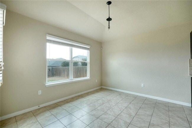 Building Photo - 219 Screech Owl Dr