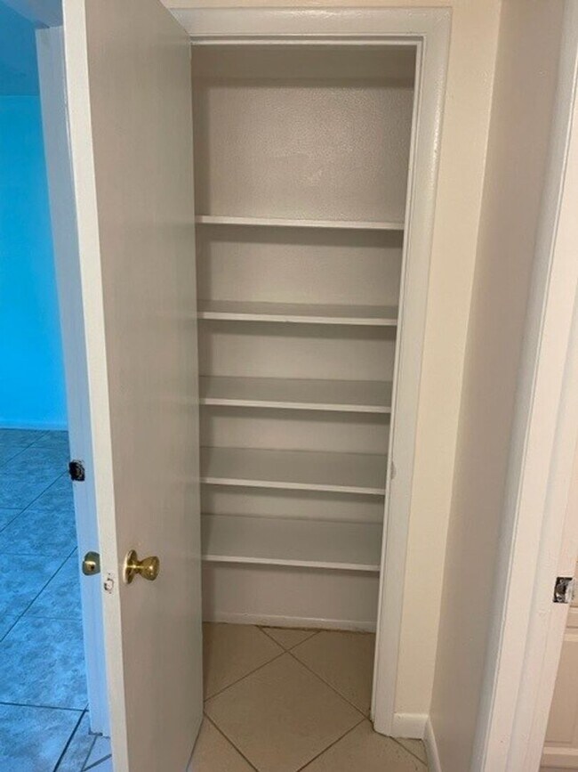 Building Photo - 2BR 2BA CONDO LOCATED CLOSE TO PORT CANAVERAL