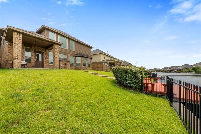 Building Photo - 3646 Aldridge Dr