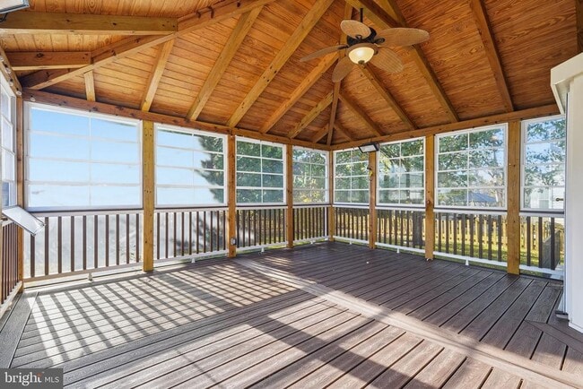 Building Photo - 20721 Sweetair Ct