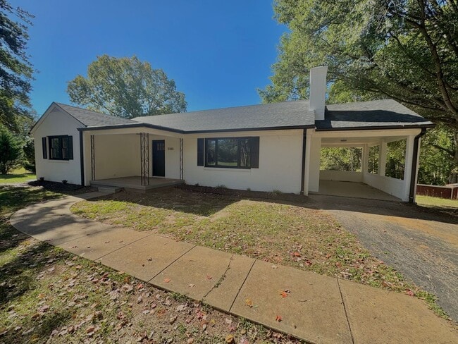 Primary Photo - Four Bedroom House/Boonsboro Area