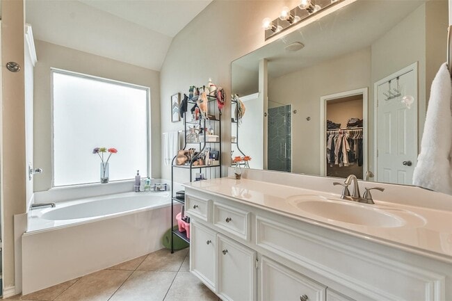 Building Photo - 17118 Kobuk Valley Cir