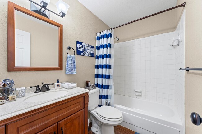 Building Photo - 1504 Early Ln