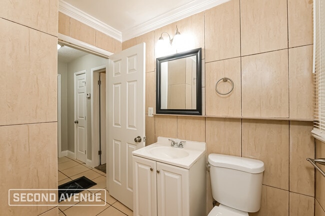 Building Photo - 5566 Cypress Dr