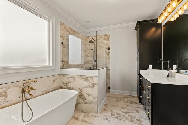 Building Photo - 440 LEGACY Pl