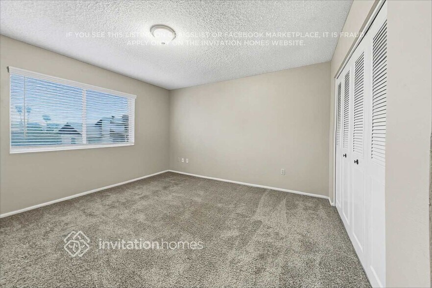 Building Photo - 1615 W Curry Dr