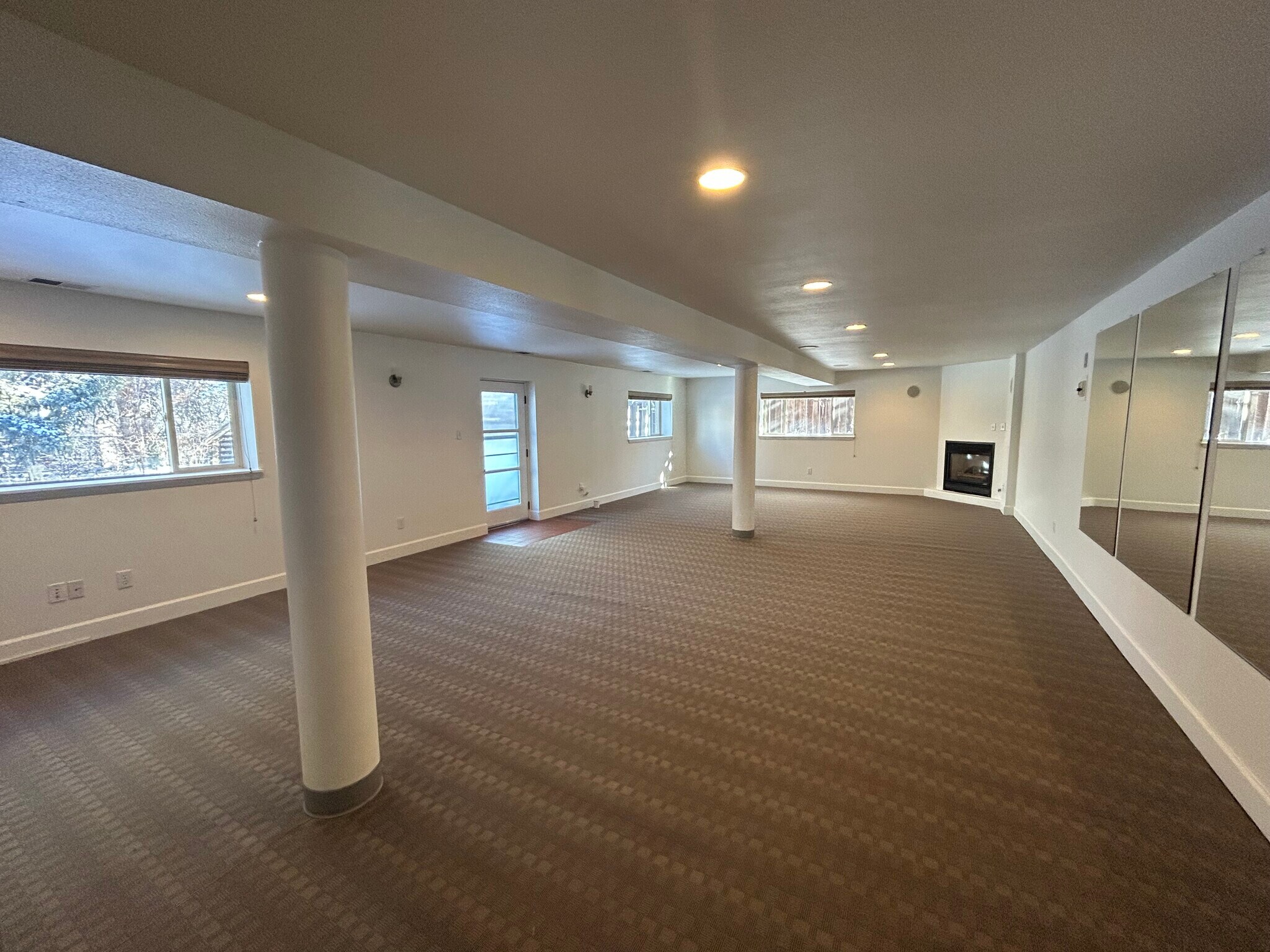 Building Photo - 6555 W 10th Pl