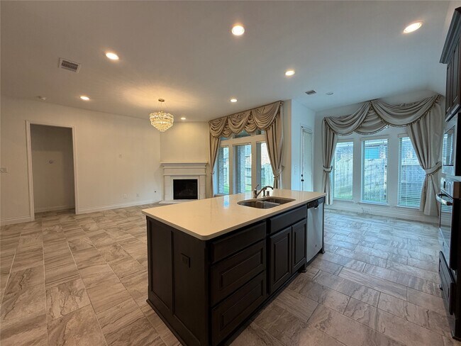 Building Photo - 3319 Sky Run Ct