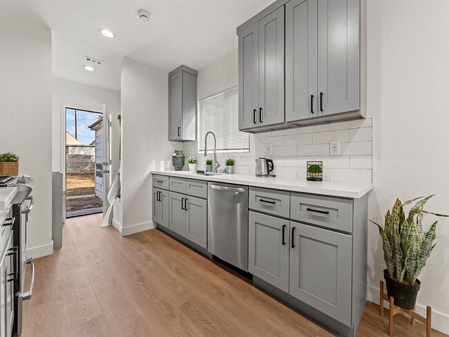 Building Photo - Showing Times: TBD