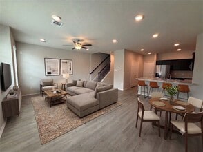 Building Photo - 15850 Perthshire Creek Dr
