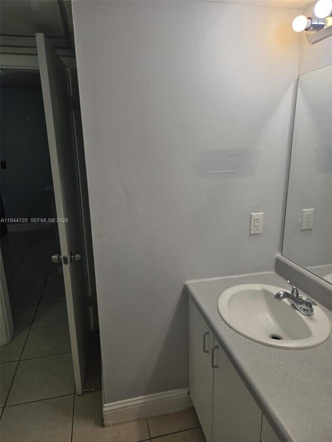 Building Photo - 15201 SW 80th St