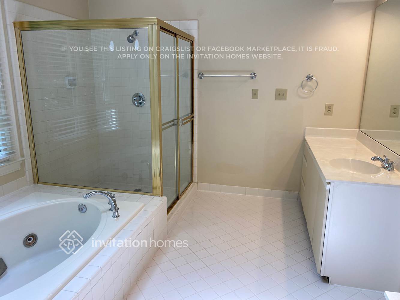 Building Photo - 9220 Tillot Dr