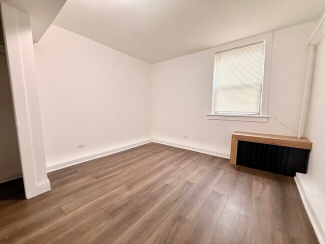 Building Photo - 414 South Blvd