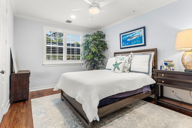 Building Photo - 75 NE 5th Ave