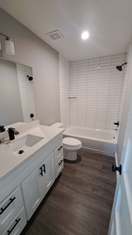 Building Photo - 9806 Fillmore St