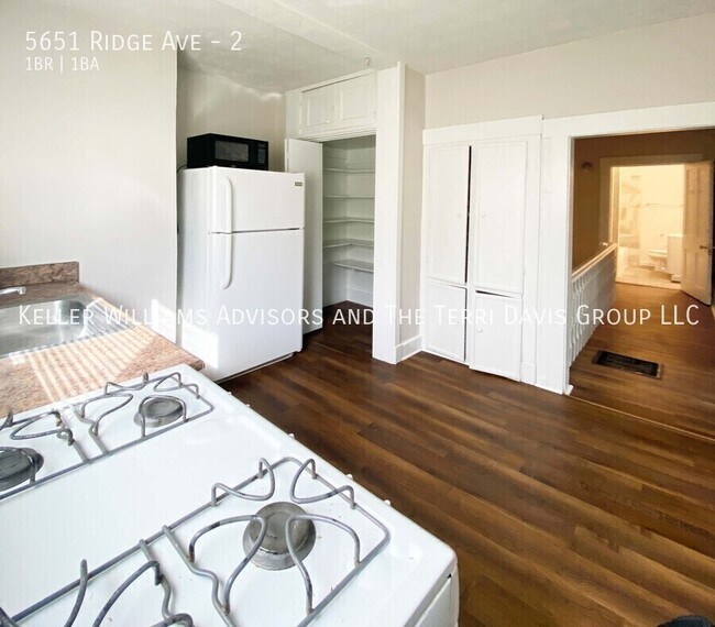 Building Photo - 5651 Ridge Ave