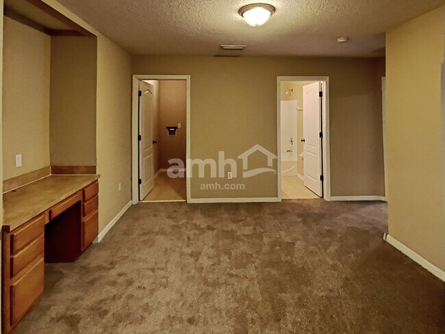 Building Photo - 13145 Tom Morris Dr