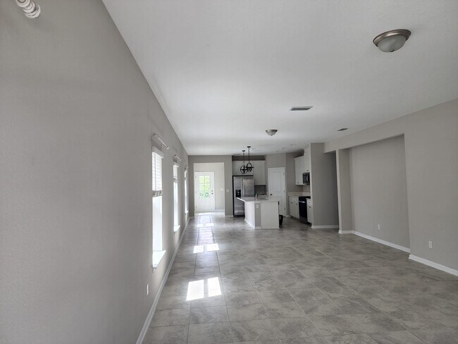Building Photo - 312 Clarys Run
