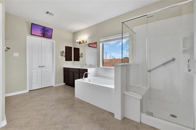 Building Photo - 1807 Brighton Brook Ln