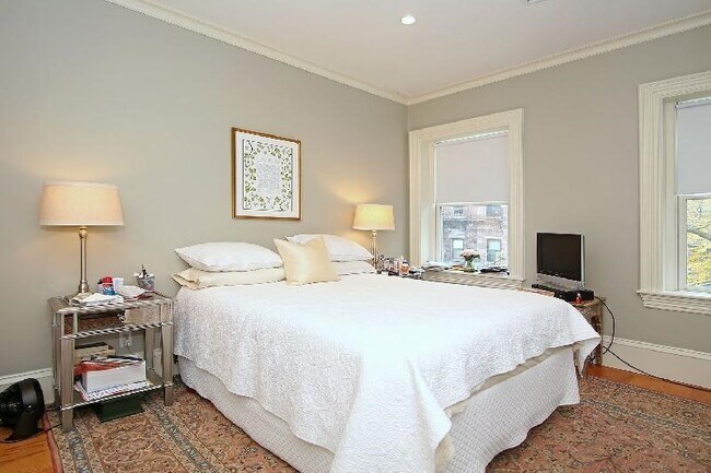 Building Photo - 35 Union Pk