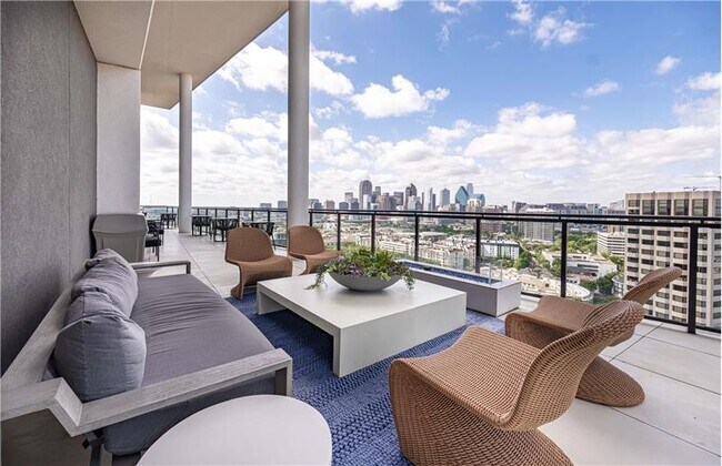 Building Photo - 3201 McKinney Ave