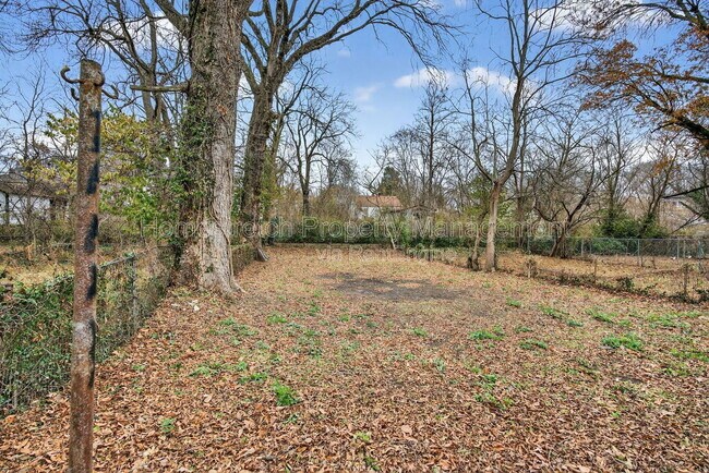 Building Photo - 7137 Garesche Ave