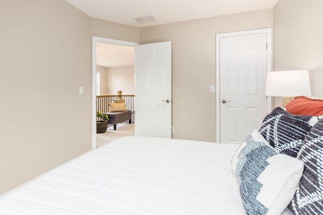 Building Photo - 9550 Mission Dr