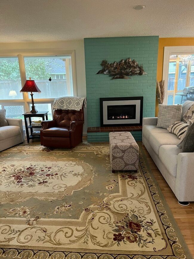 Building Photo - 1457 Ranchwood Dr