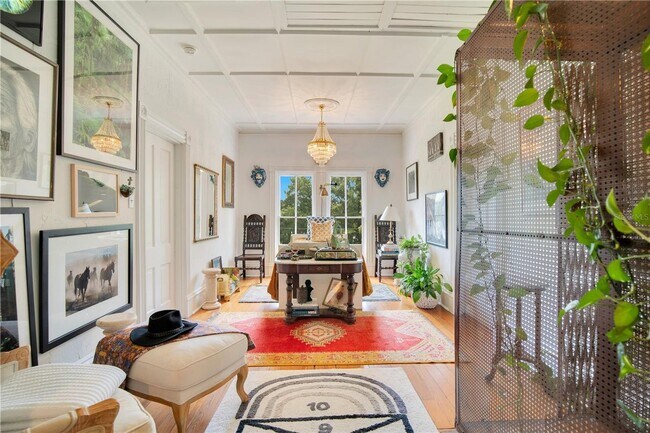 Building Photo - Queen Anne Victorian Estate