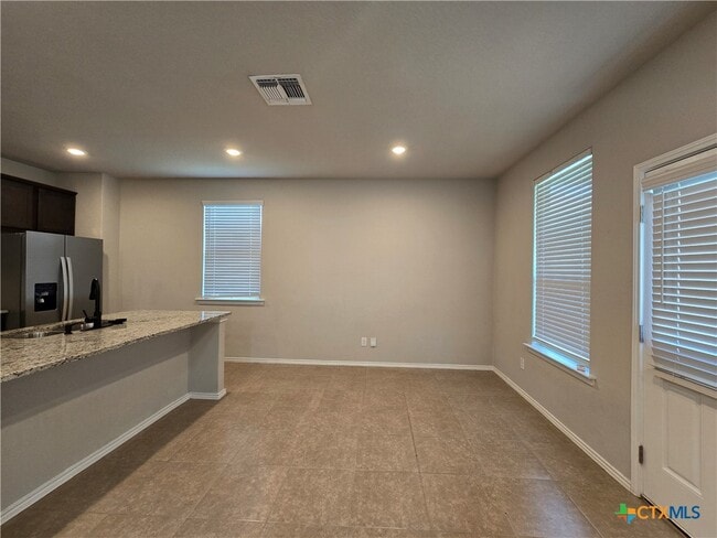 Building Photo - 2565 Hiddenbrooke Trace