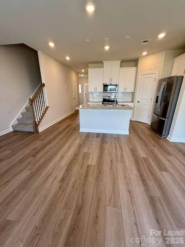 Building Photo - 1719 Braemar Vlg Dr
