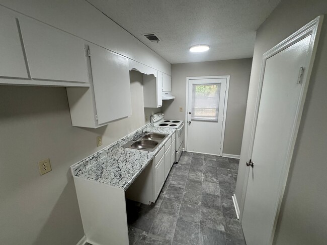 Building Photo - Sherwood2263-2265