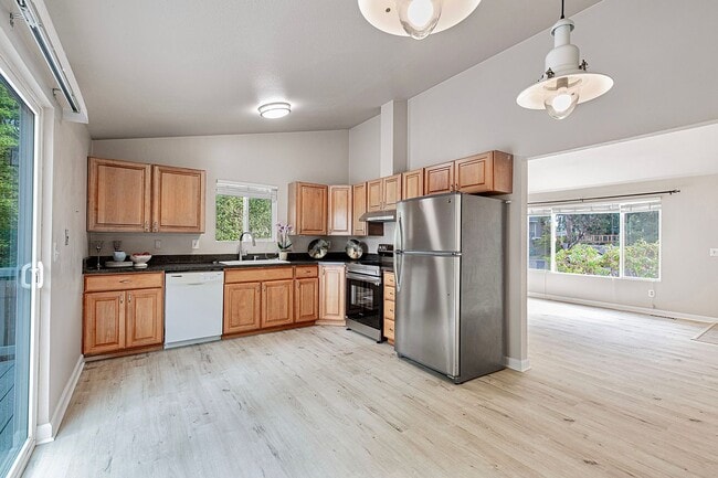 Building Photo - 14248 92nd Pl NE