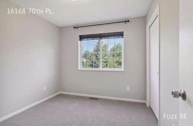 Building Photo - 16168 70th Pl N