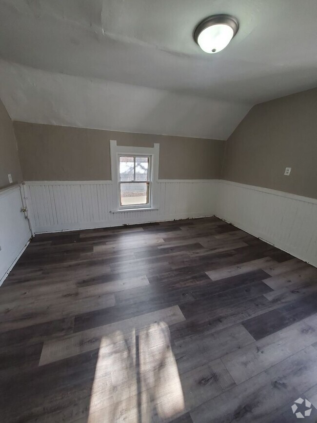 Building Photo - 2815 N Buffum St