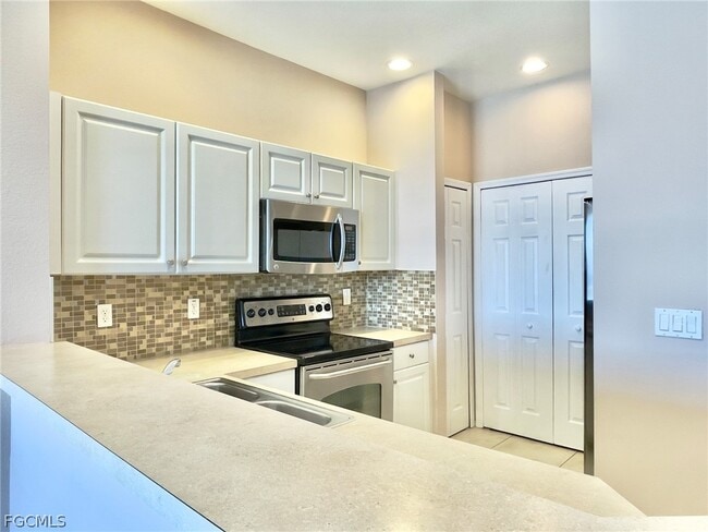 Building Photo - 4246 Liron Ave