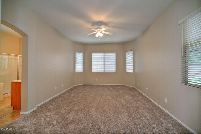 Building Photo - 26237 N 74th Ln