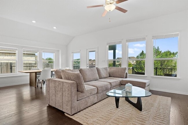 Building Photo - 157 Venti Cove