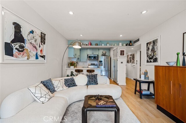 Building Photo - 3407 Huxley St